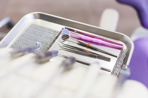 Dental implant